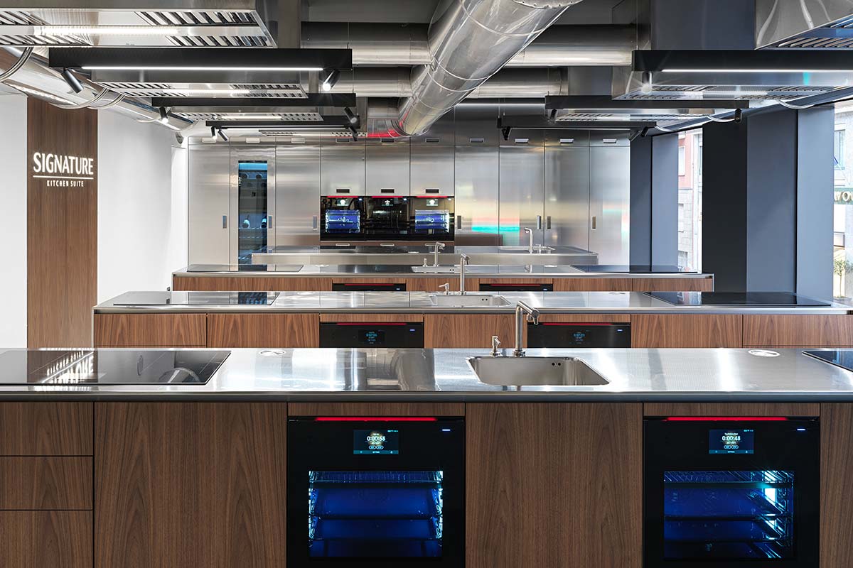 Signature Kitchen Suite, Showroom, Milan