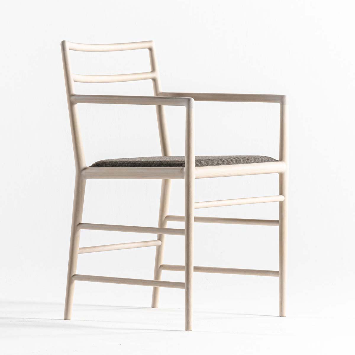 The sensitive light chair by Time & Style