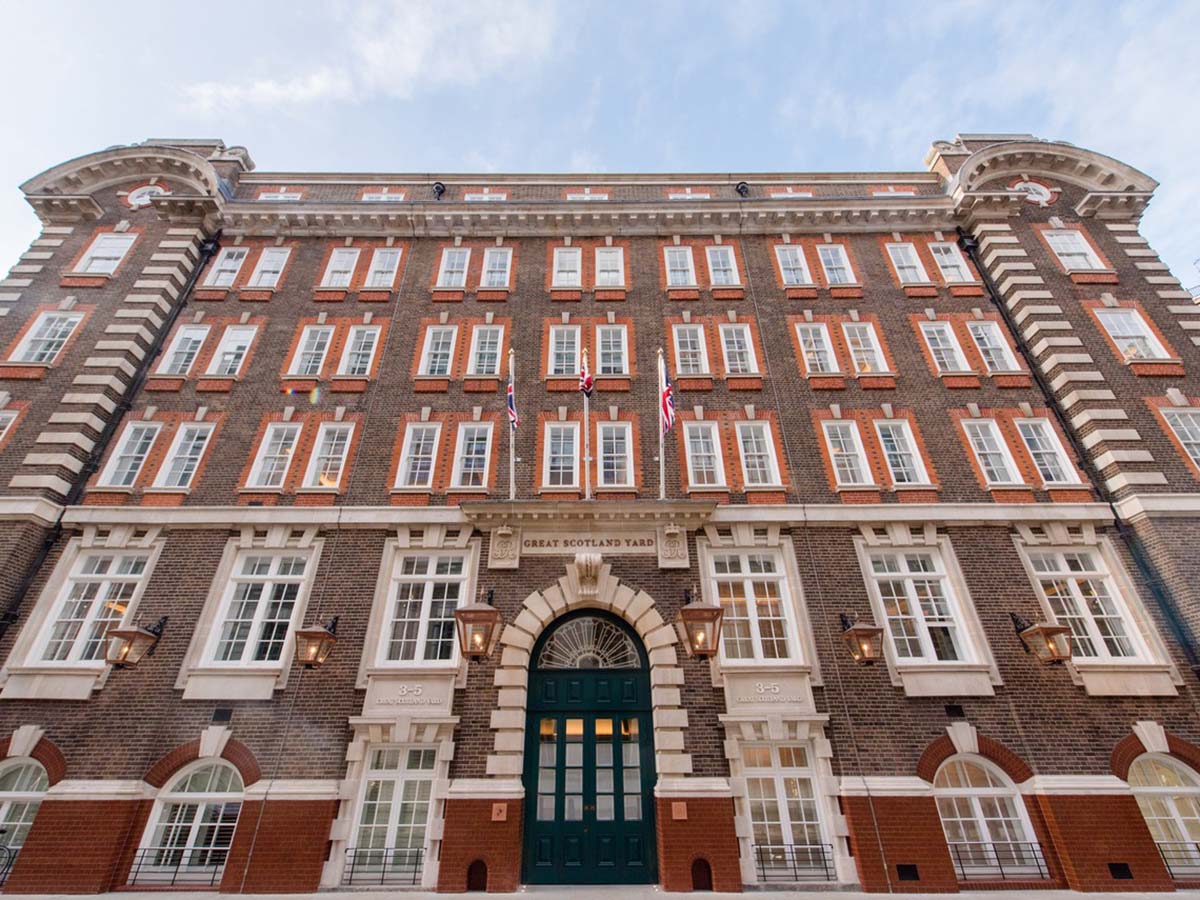 Lema arreda Scotland Yard