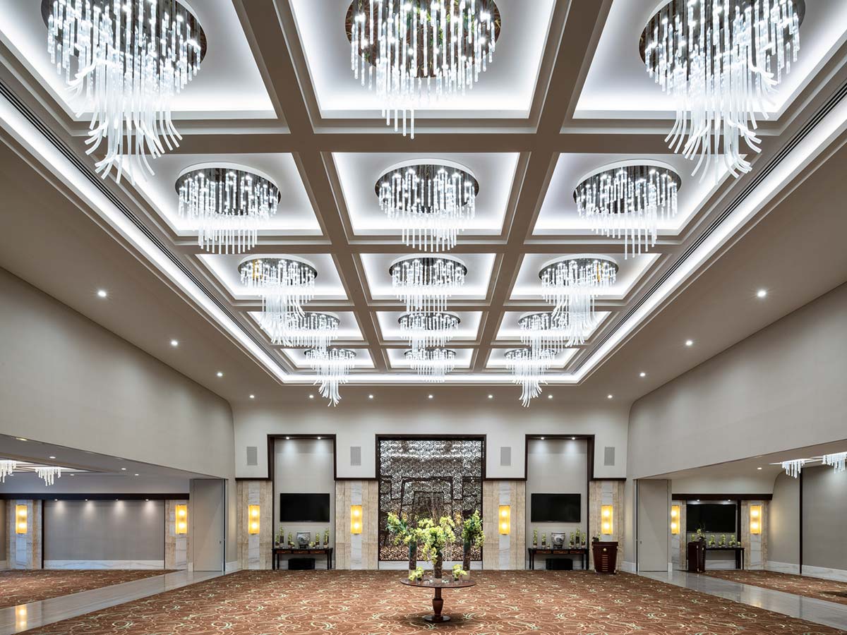 Il Grand Millennium Hotel si illumina di Nexo Luce
