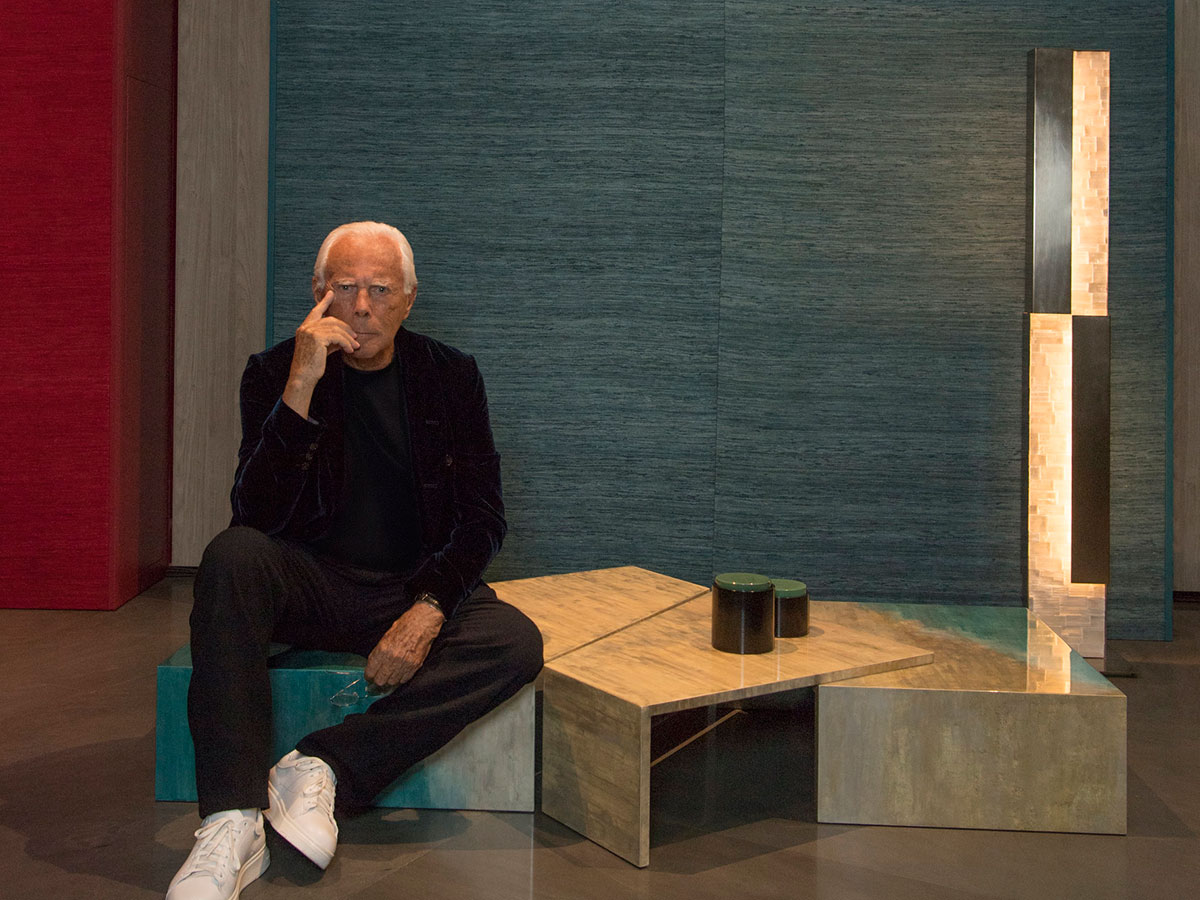 Leggerezza e colore nella nuova collezione Armani/Casa