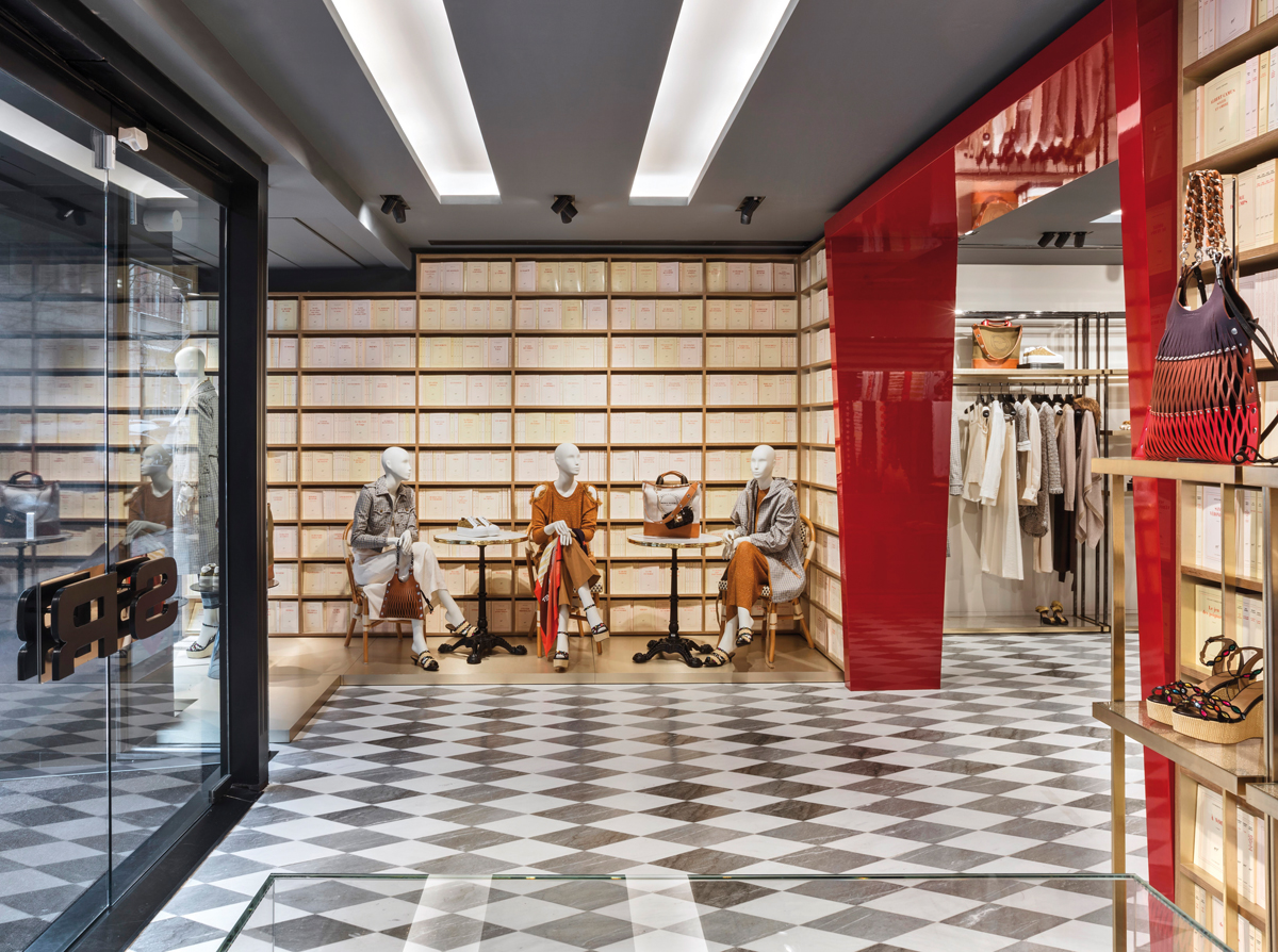 The Parisian atmosphere in Madrid