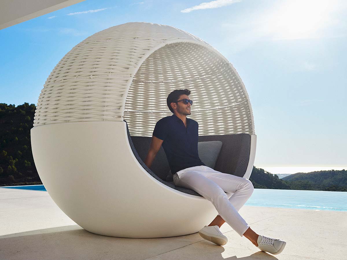 Vondom, viaggio sulla Luna