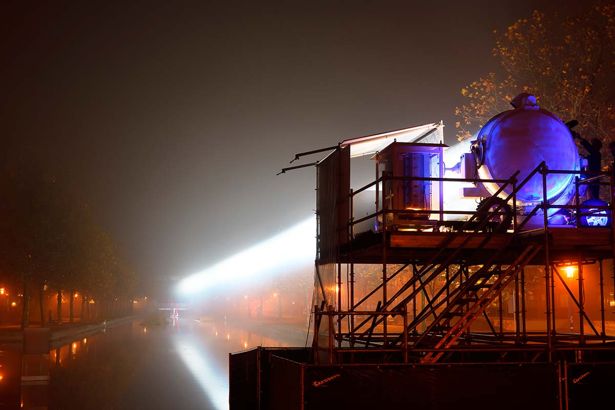 Glow 2021, Carbon Arc by Ivo Schoofs. Photo © Bart van Overbeeke