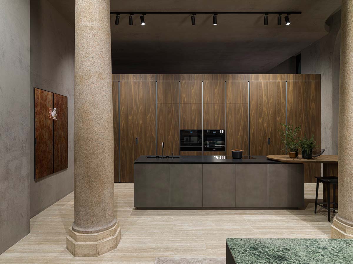 Molteni&C|Dada: doppia apertura in Italia