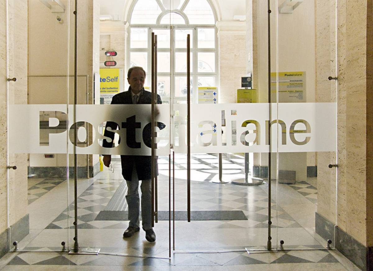Poste Italiane investe sul comfort: bando di gara per la fornitura di sedute