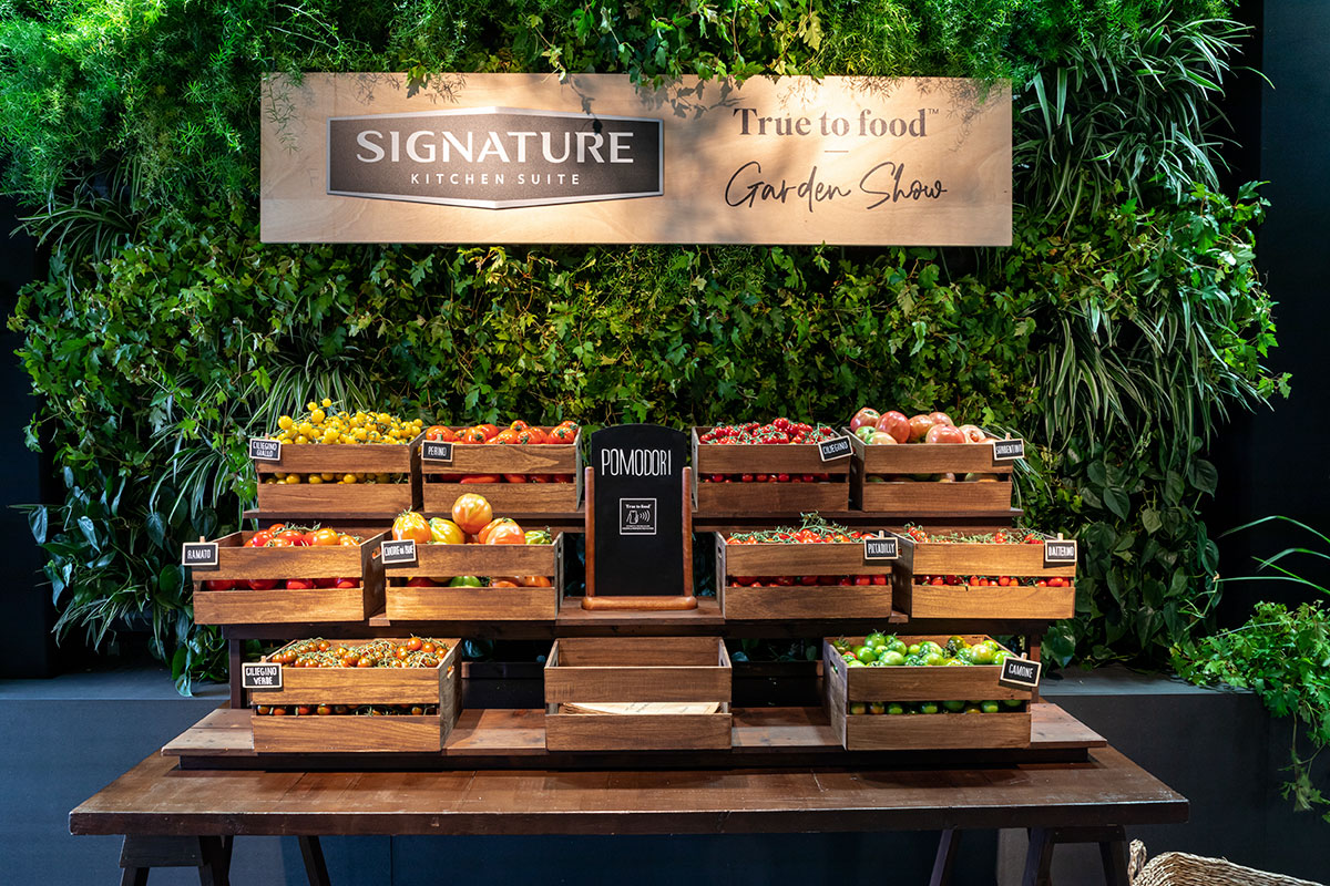Un Garden Show per Signature Kitchen Suite