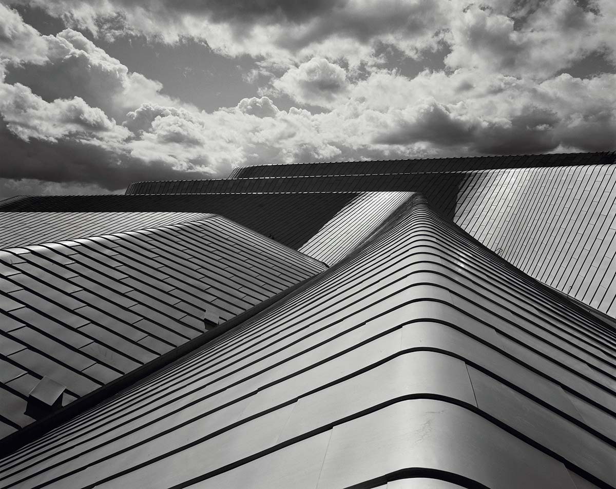 Light Lines: The Architectural Photographs of Hélène Binet
