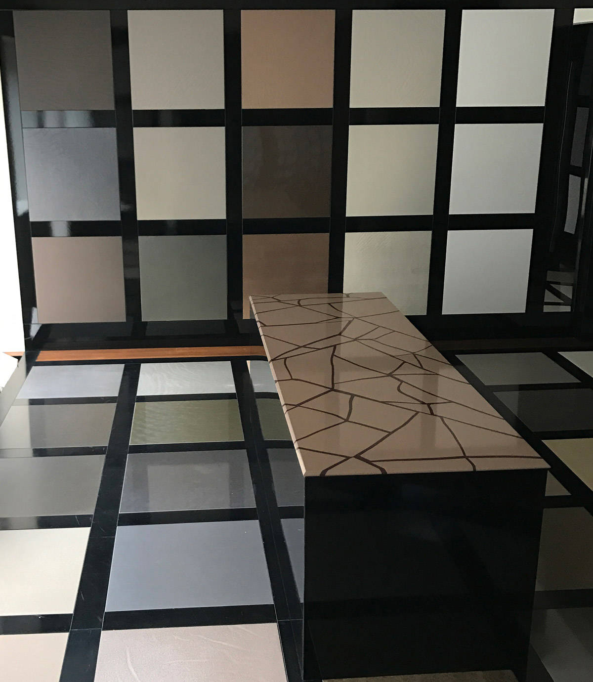 Stone Italiana apre a Milano