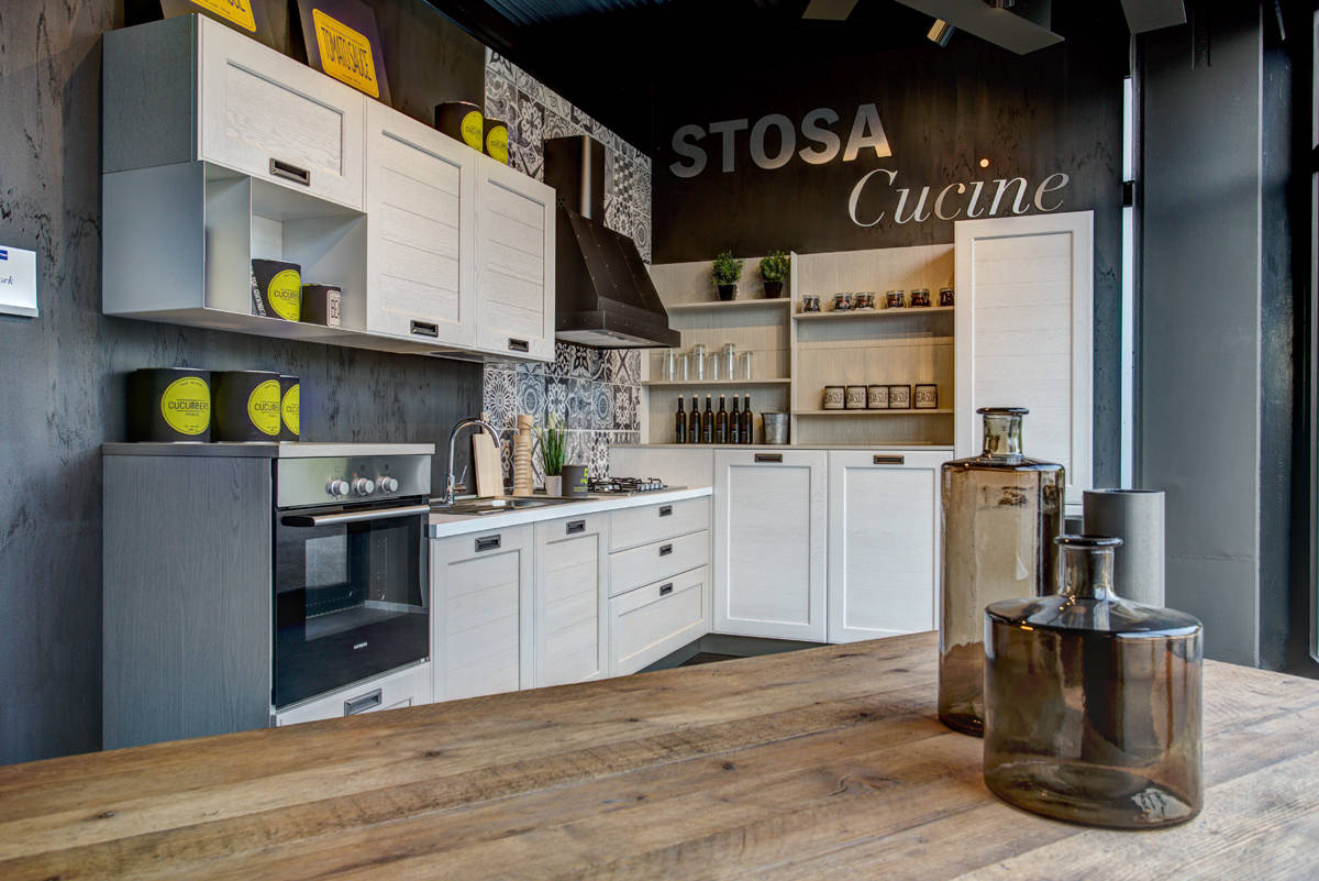 Stosa Cucine cresce in Italia