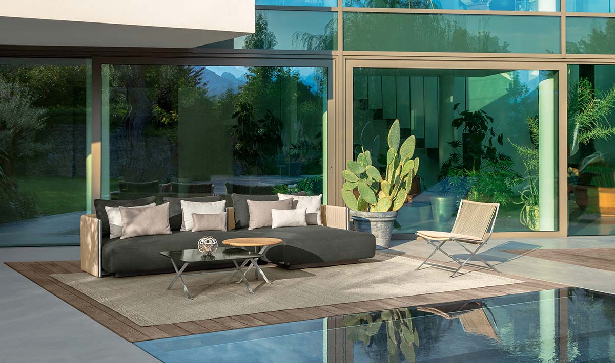 George Collection, l'acciaio inox diventa design