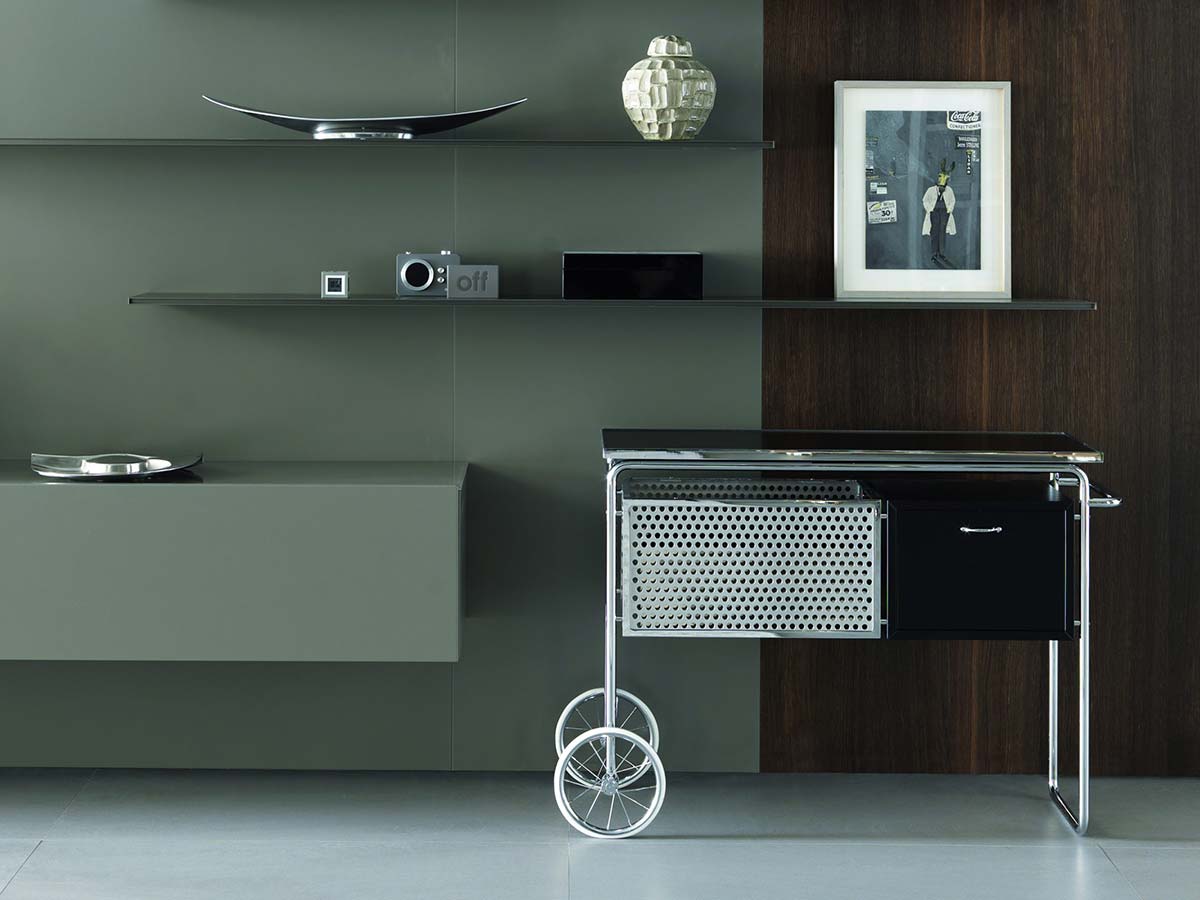 Carrelli, bicchieri etc: 7 oggetti per un aperitivo di design