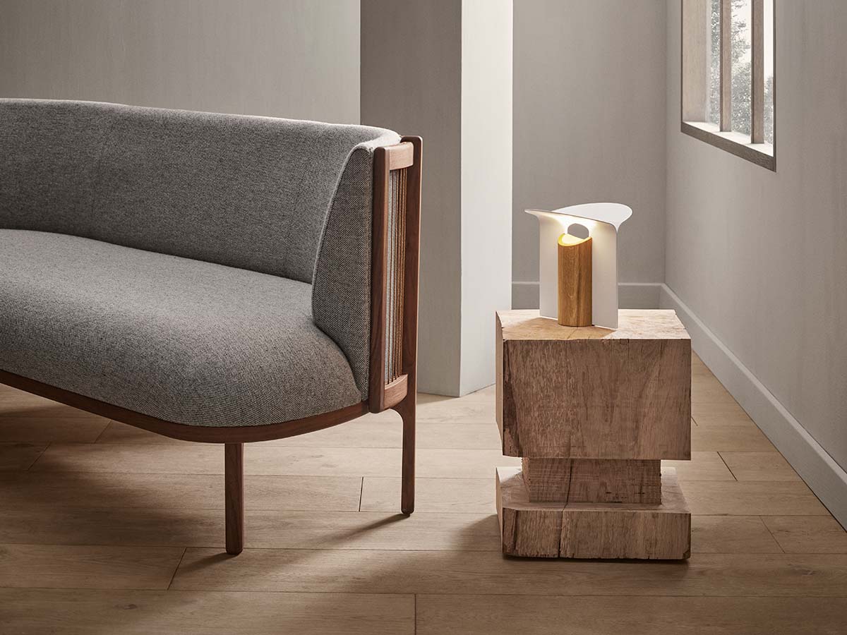 Carl Hansen & Søn | Petal Lamp