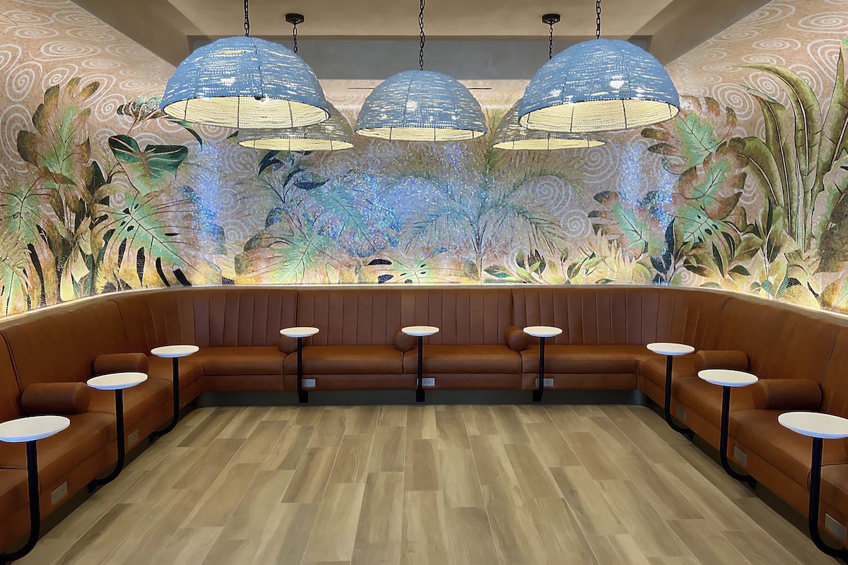 Delta Sky Club by Sicis, Los Angeles LAX Airport