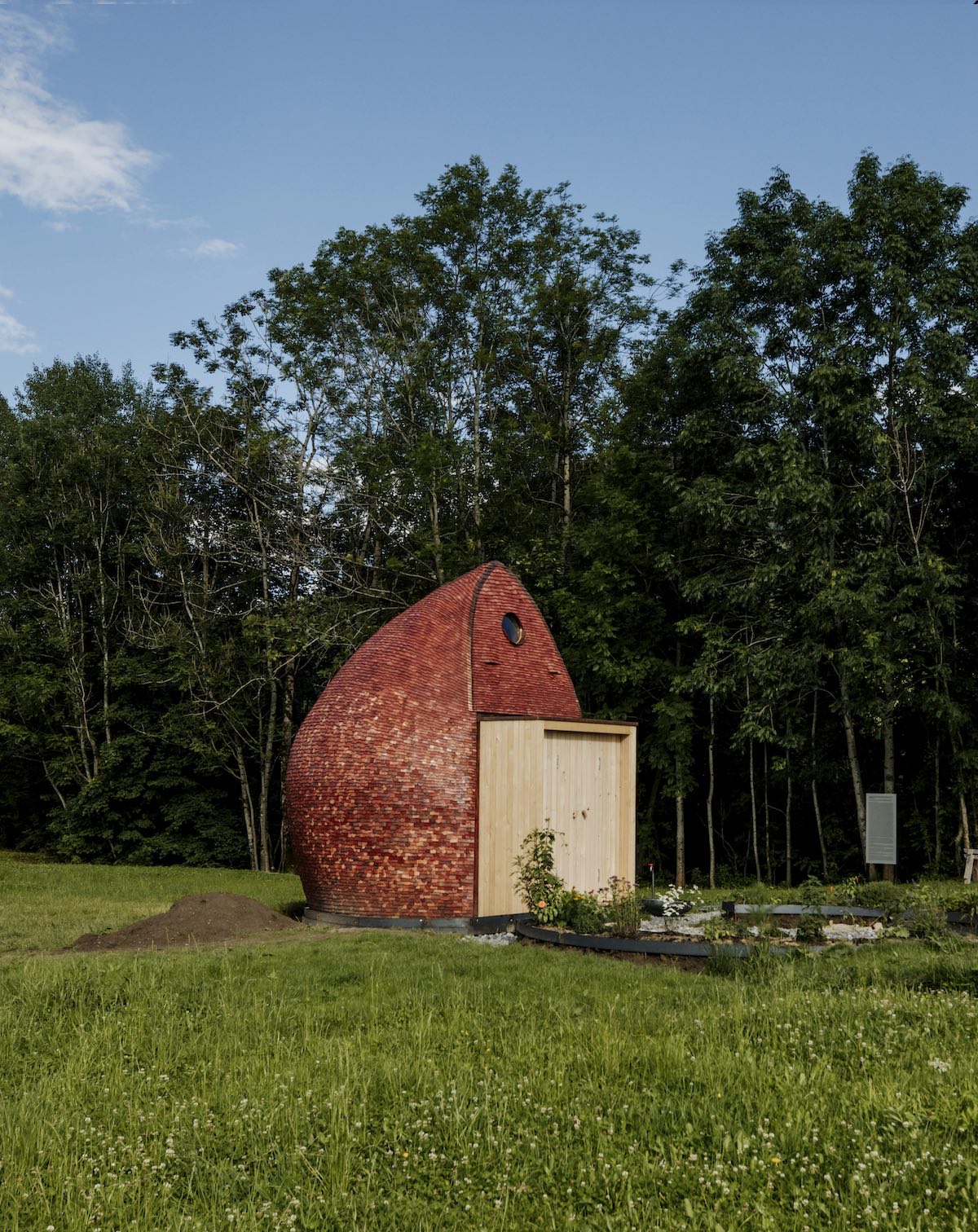 Prototype for a Room for Birth and Senses