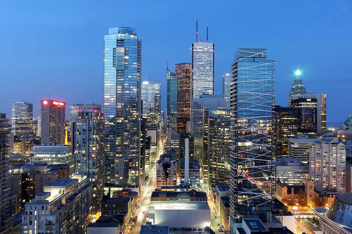 Financial District, Toronto - Photo © Niloo
