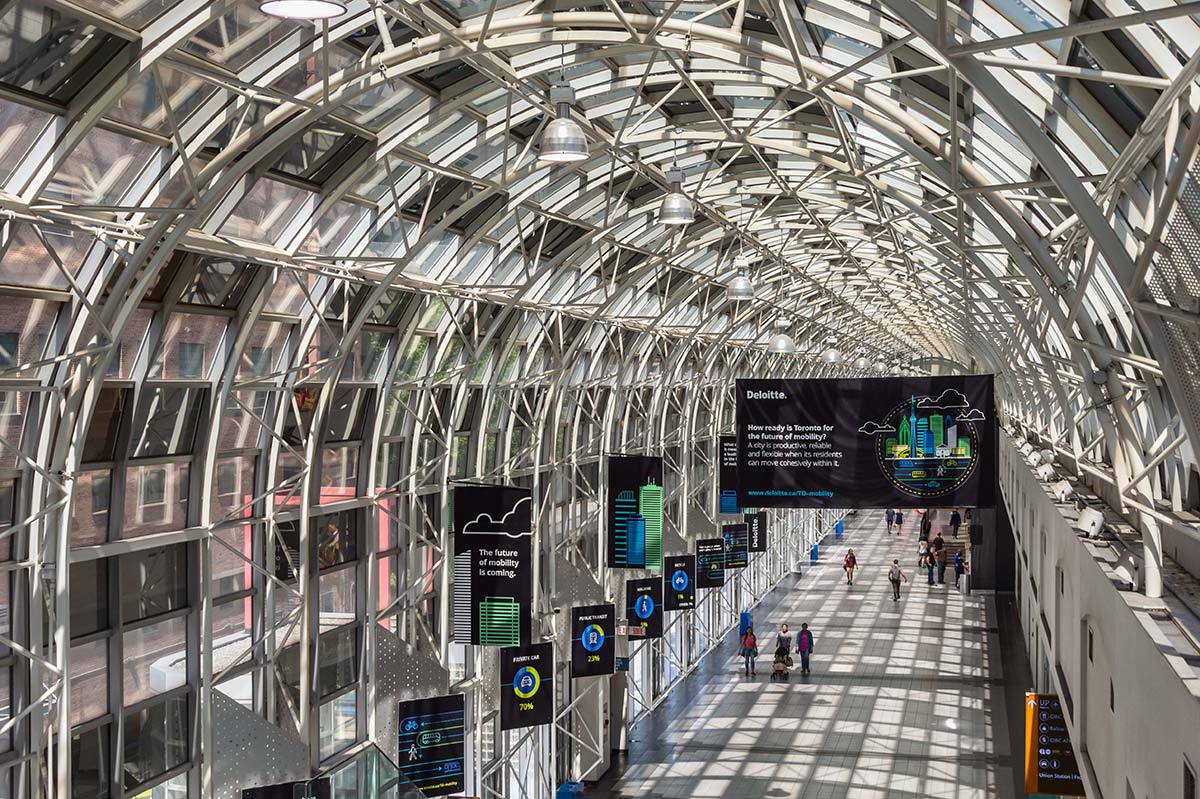 SkyWalk, Path, Toronto - Photo © Marc Bruxelle