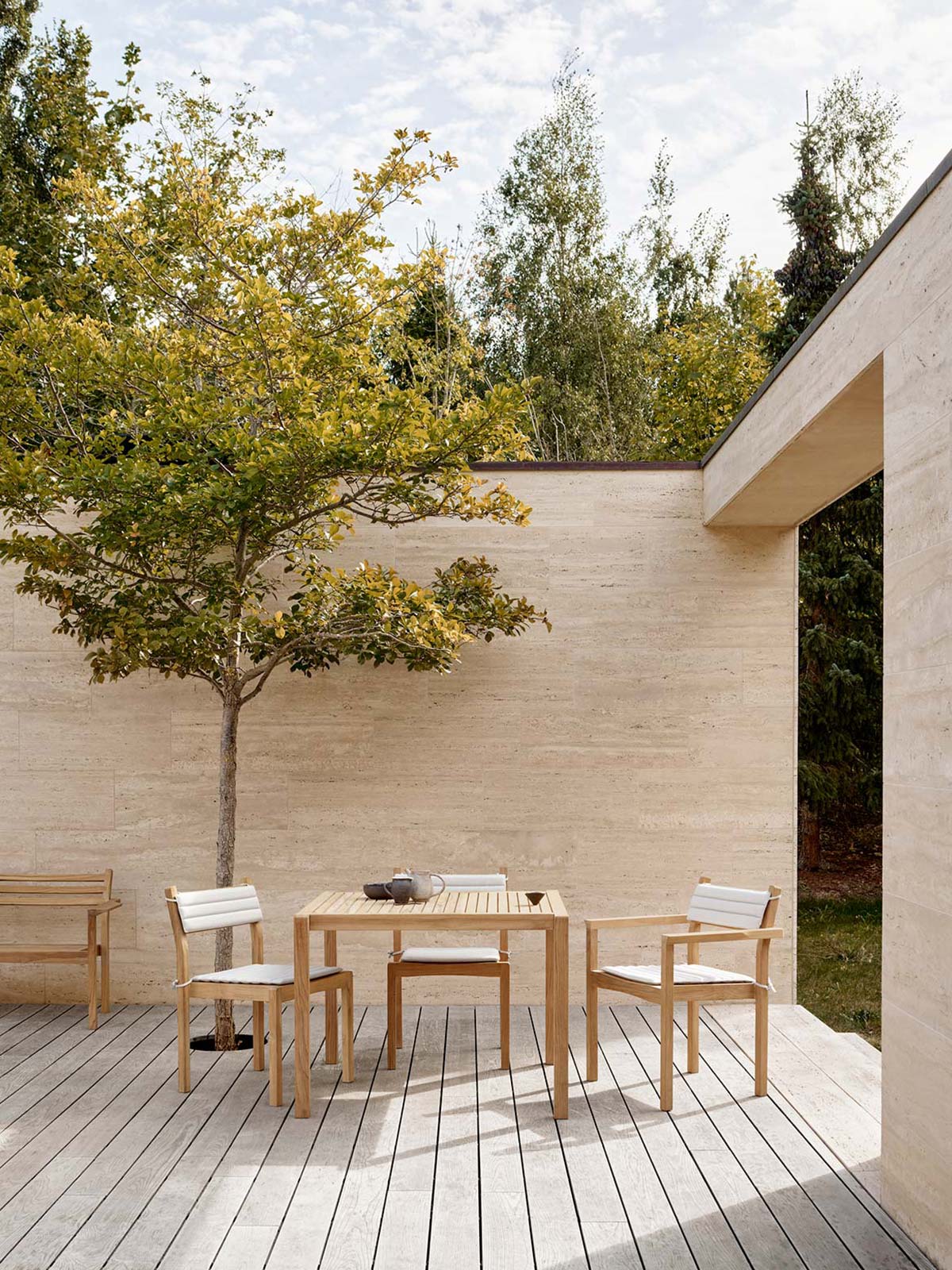 AH Outdoor by Carl Hansen & Søn, Design Alfred Homann