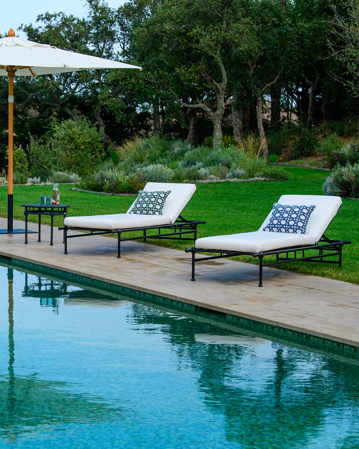 1800 collection by Tectona