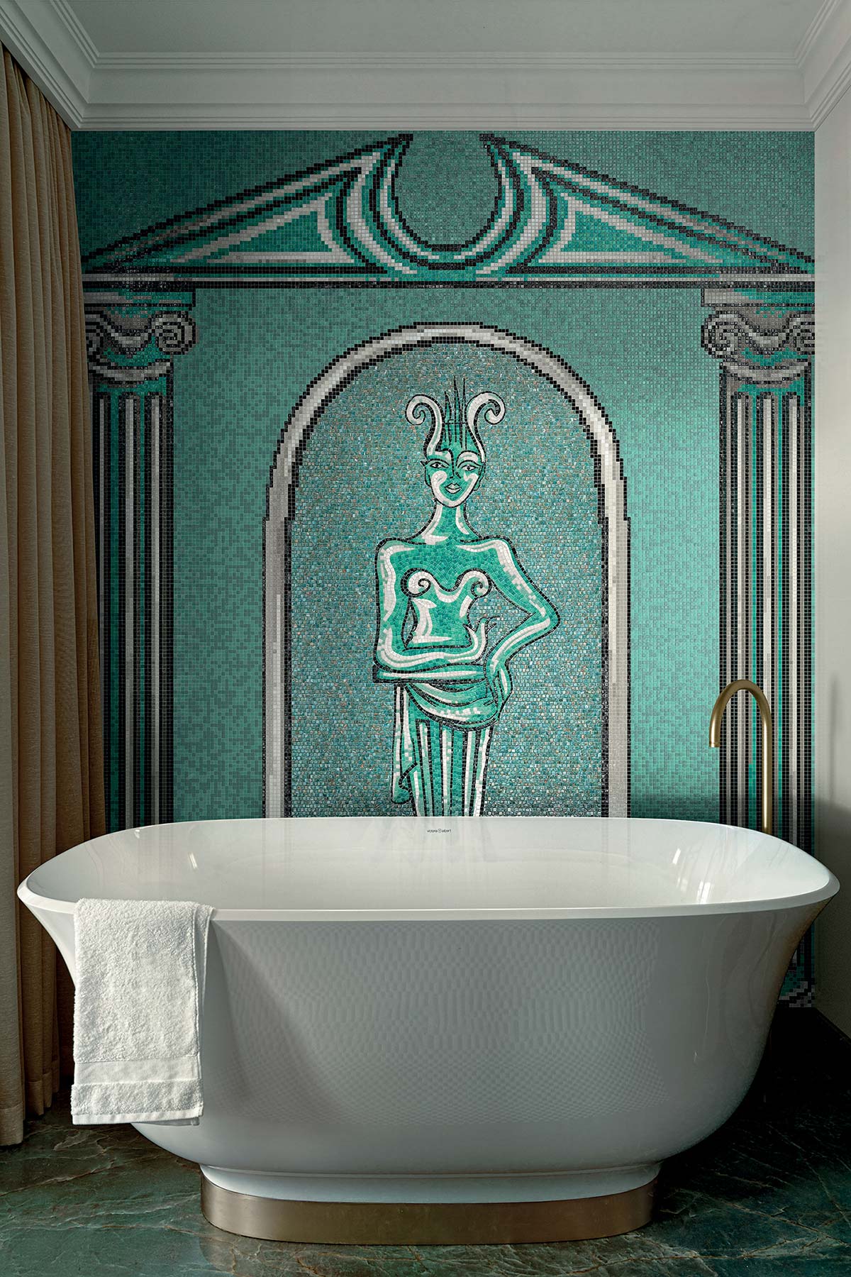 Lyre by Bisazza, design Vincent Darré - Photo © Tom Kurek