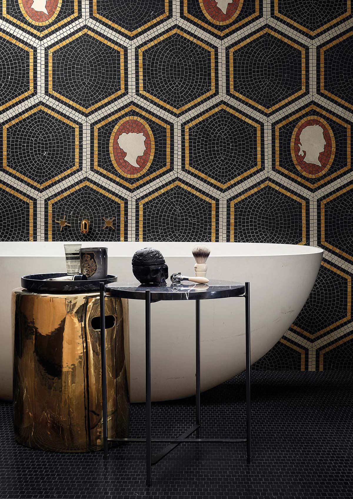 Piazza Scala & Cameo, Marmosaico collection by Bisazza, design Carlo Dal Bianco - Photo © Greg Cox, Bureaux, Living Inside