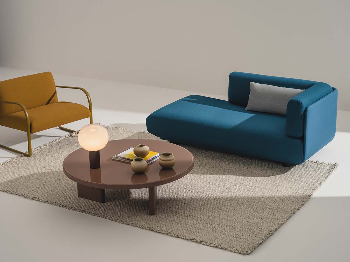 Roopa by Arper, design Doshi Levien - Photo © Salva Lopez