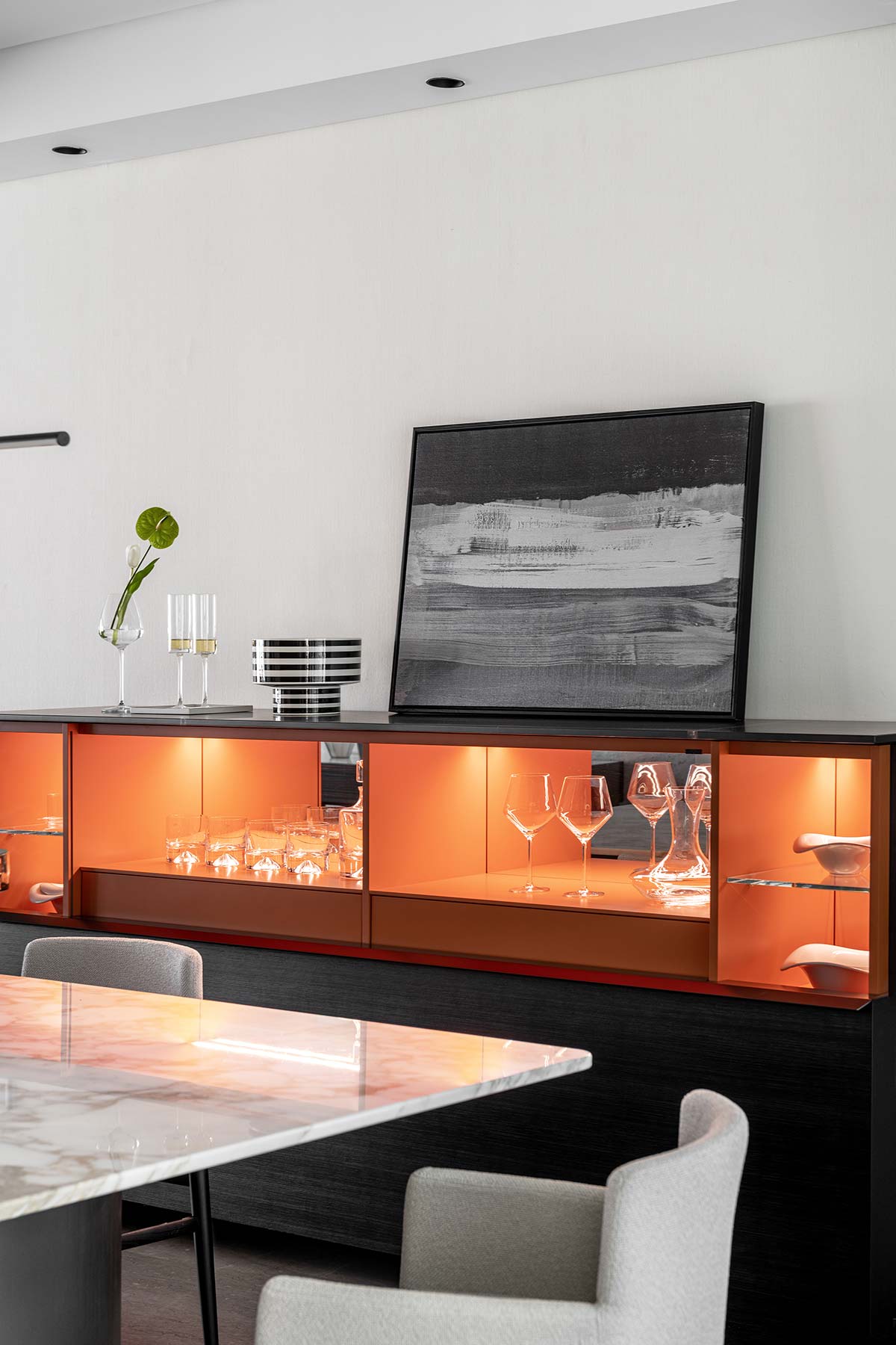 Porro, One Sunac Opus, dining room