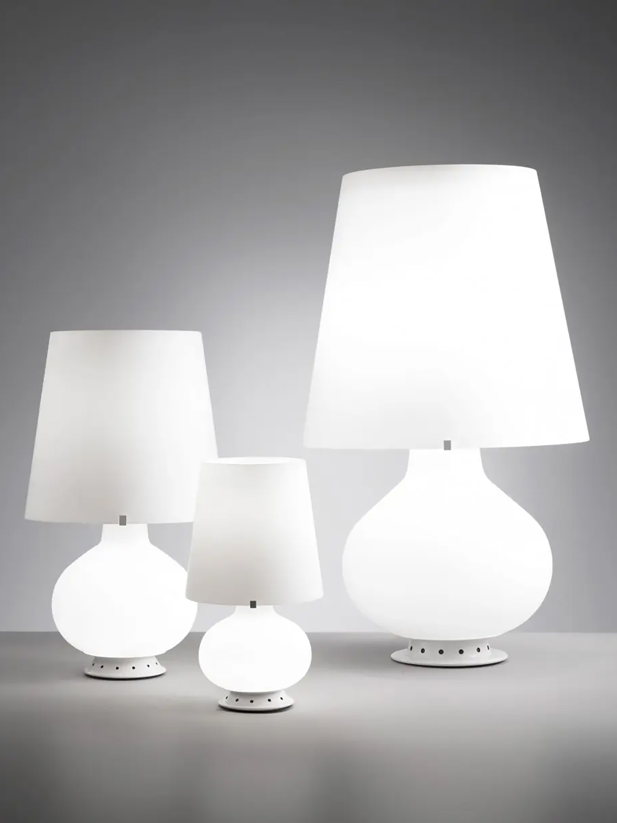 Lampada da tavolo Fontana by FontanaArte, design Max Ingrand (1954)