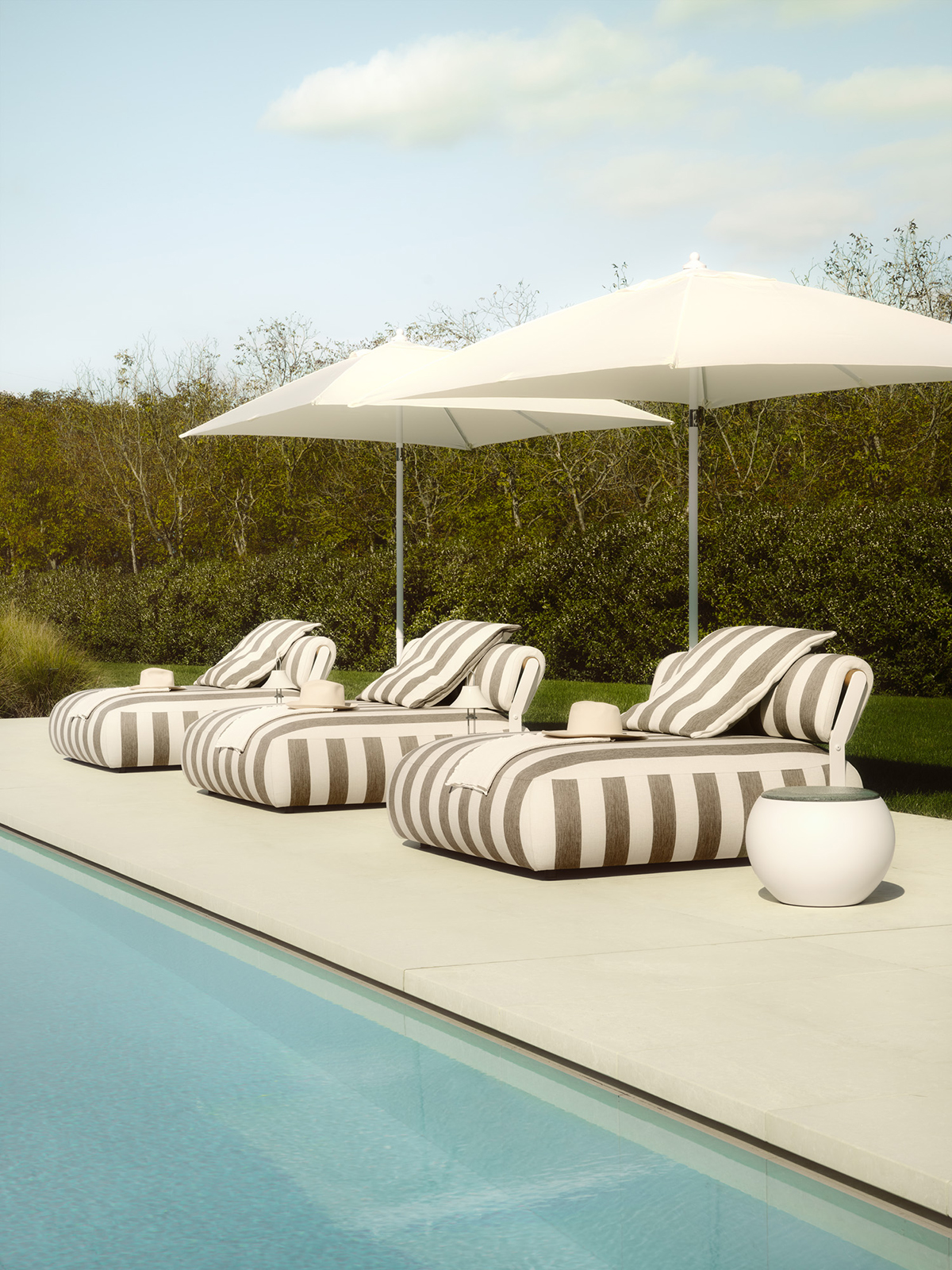 Open Air collection by Meridiani, design Andrea Parisio