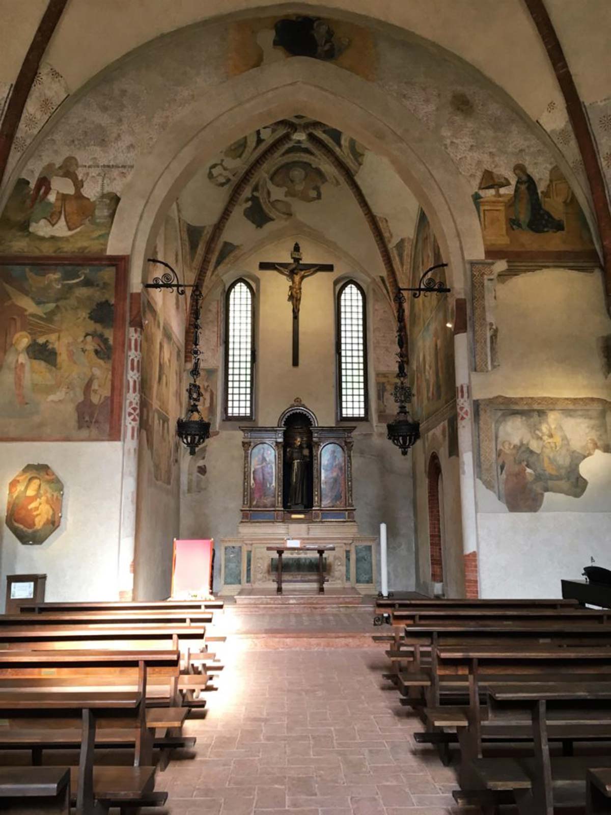 Chiesa di San Bernardino alle Monache, navata