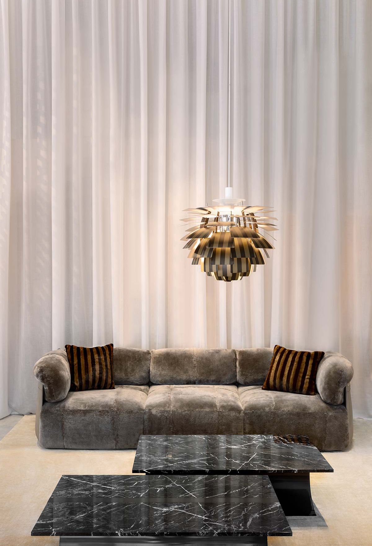 Peekasit by Fendi Casa, design Controvento