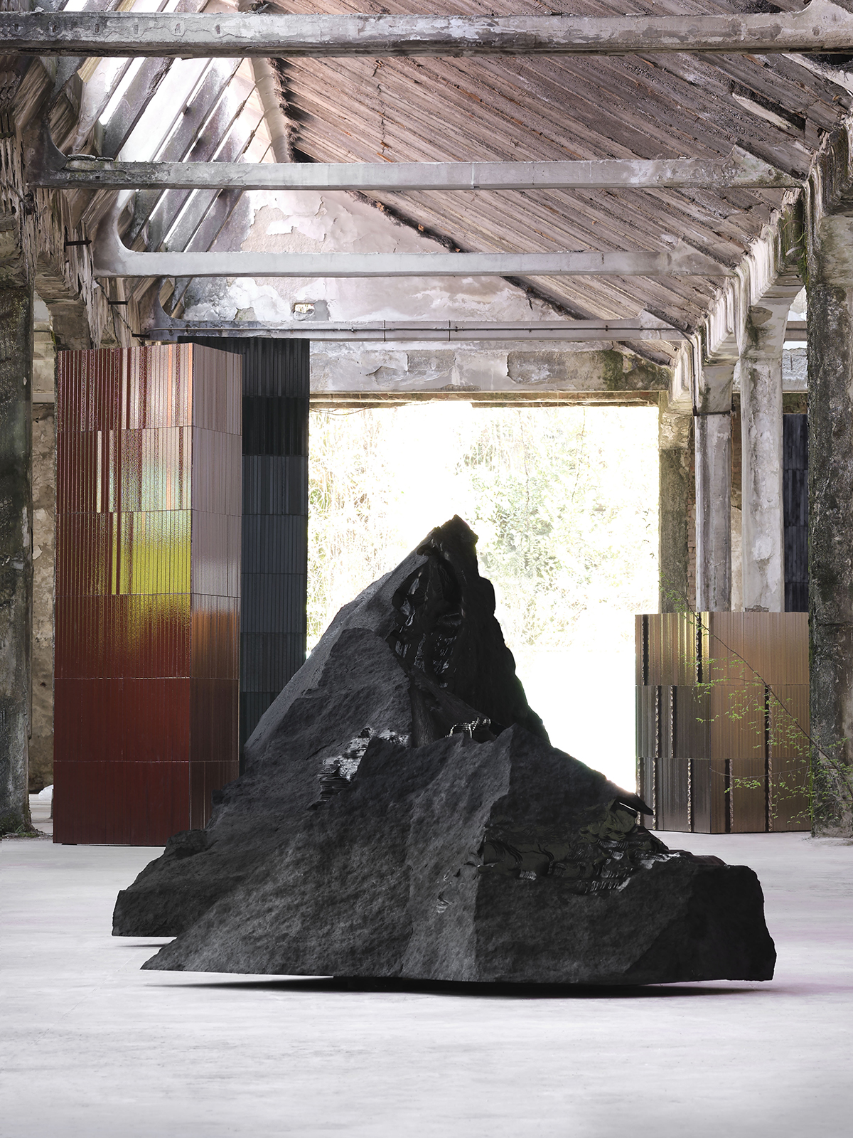 Under the Volcano by Ranieri - Ex stabilimento SNIA, Alcova, Milan - Photo © Alberto Strada