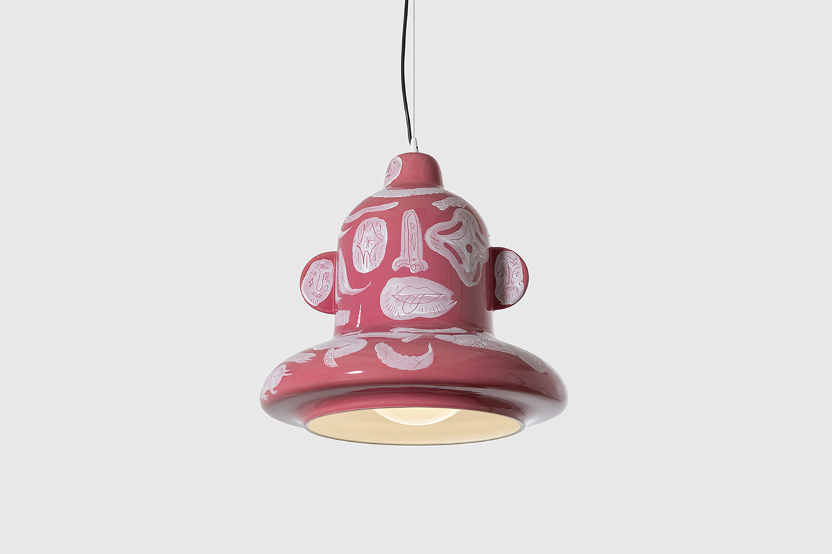Lucerna Sombrero, design Jaime Hayon - Photo © Alexandra de Cossette, Courtesy © Galerie kreo