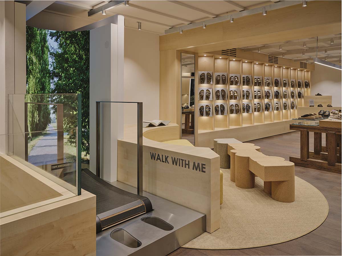 Il primo store Birkenstock a Milano, a Brera