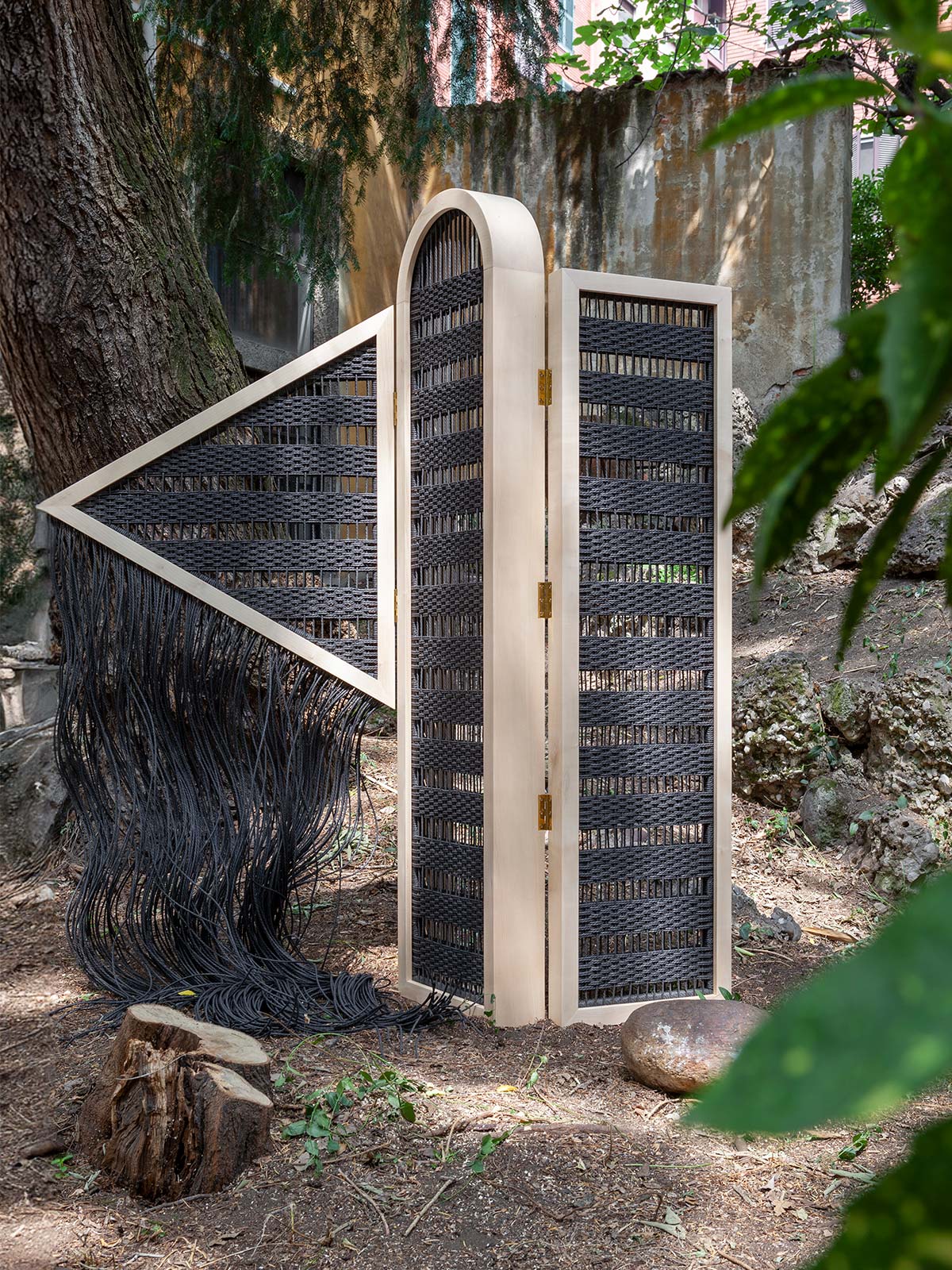 Woven Whispers, design Richard Yasmine - Photo © Amir Farzad