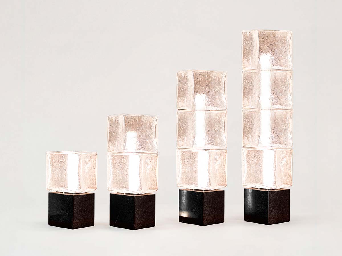 Geometrie luminose in scena
